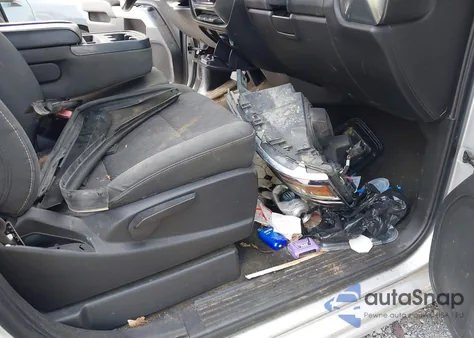 2015 Chevrolet Silverado 1500 1Lt z USA, uszkodzony, nr VIN 1GCVKREHXFZ271753